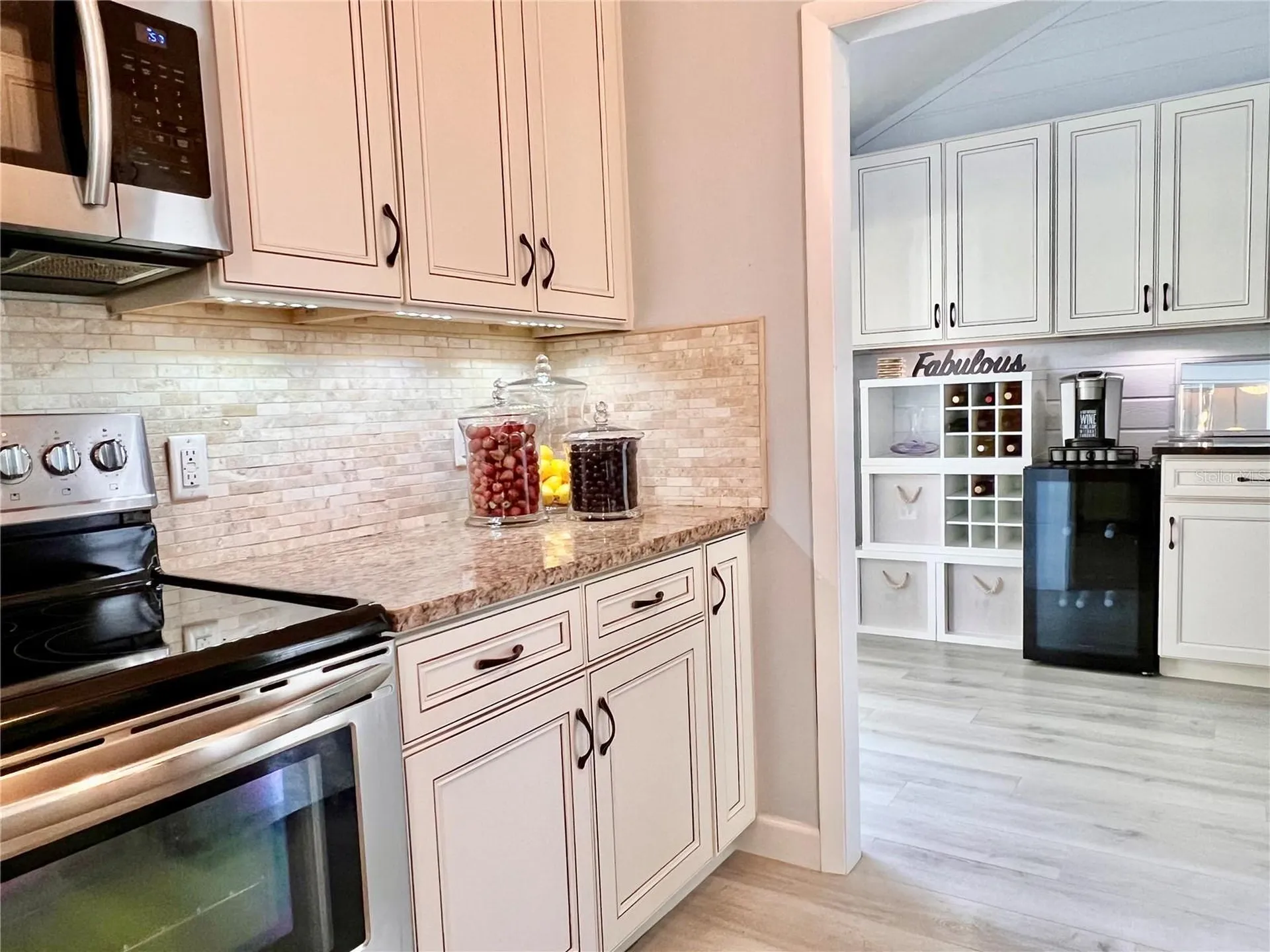 7801 Ontario Street Circle Sarasota FL 34243