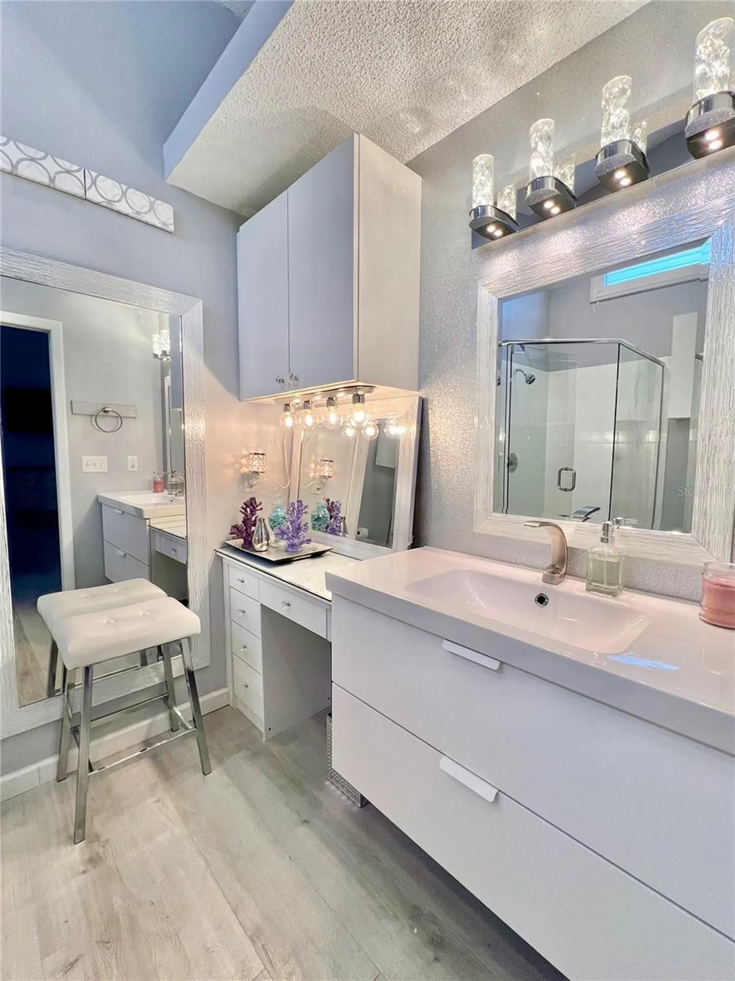 7801 Ontario Street Circle Sarasota FL 34243