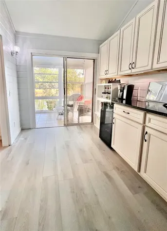 7801 Ontario Street Circle Sarasota FL 34243