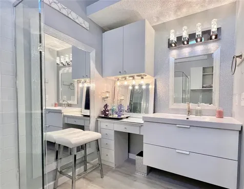 7801 Ontario Street Circle Sarasota FL 34243