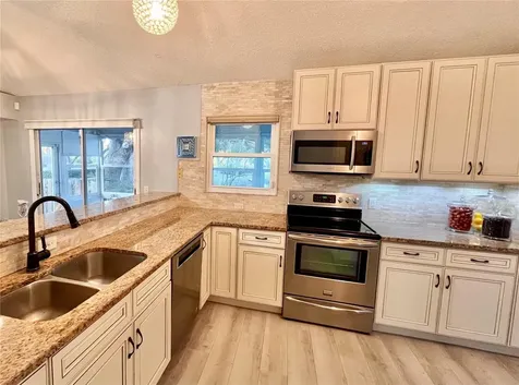 7801 Ontario Street Circle Sarasota FL 34243