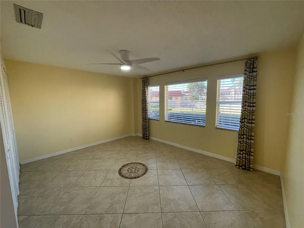 124 Dogwood Circle Seminole FL 33777