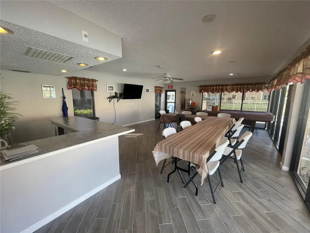 124 Dogwood Circle Seminole FL 33777