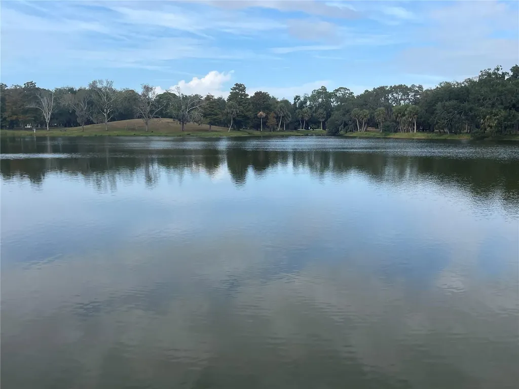 124 Dogwood Circle Seminole FL 33777