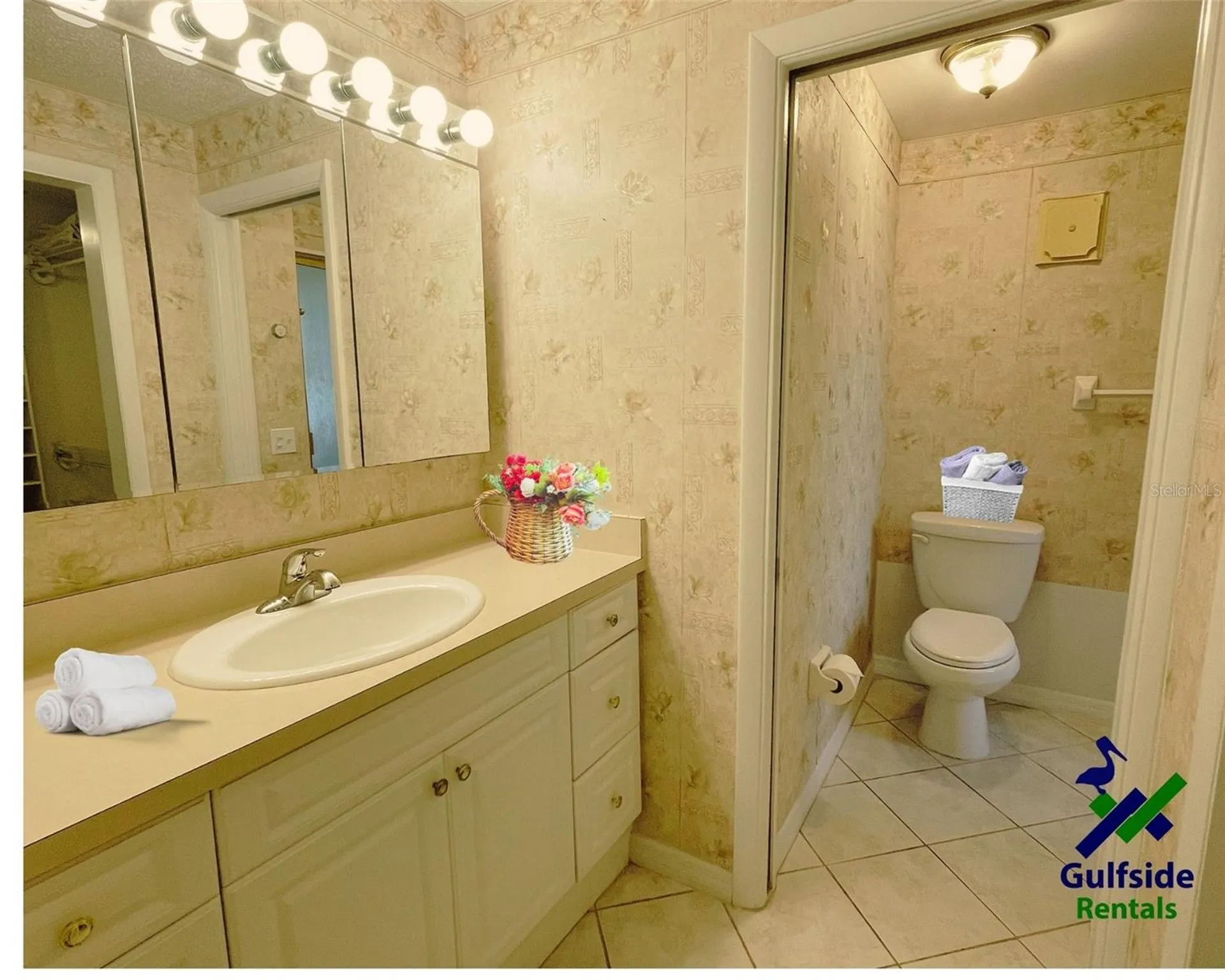 124 Dogwood Circle Seminole FL 33777