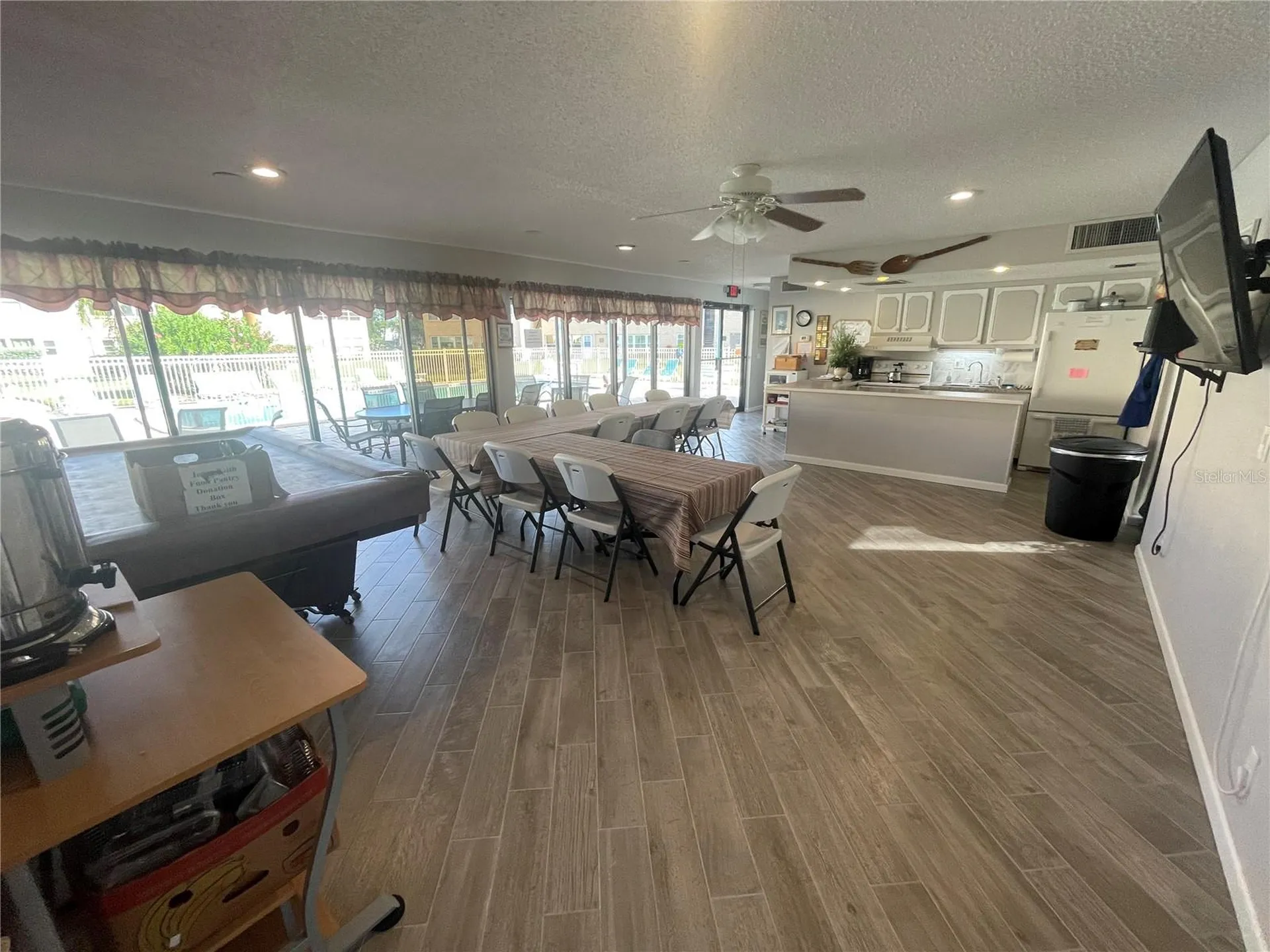 124 Dogwood Circle Seminole FL 33777