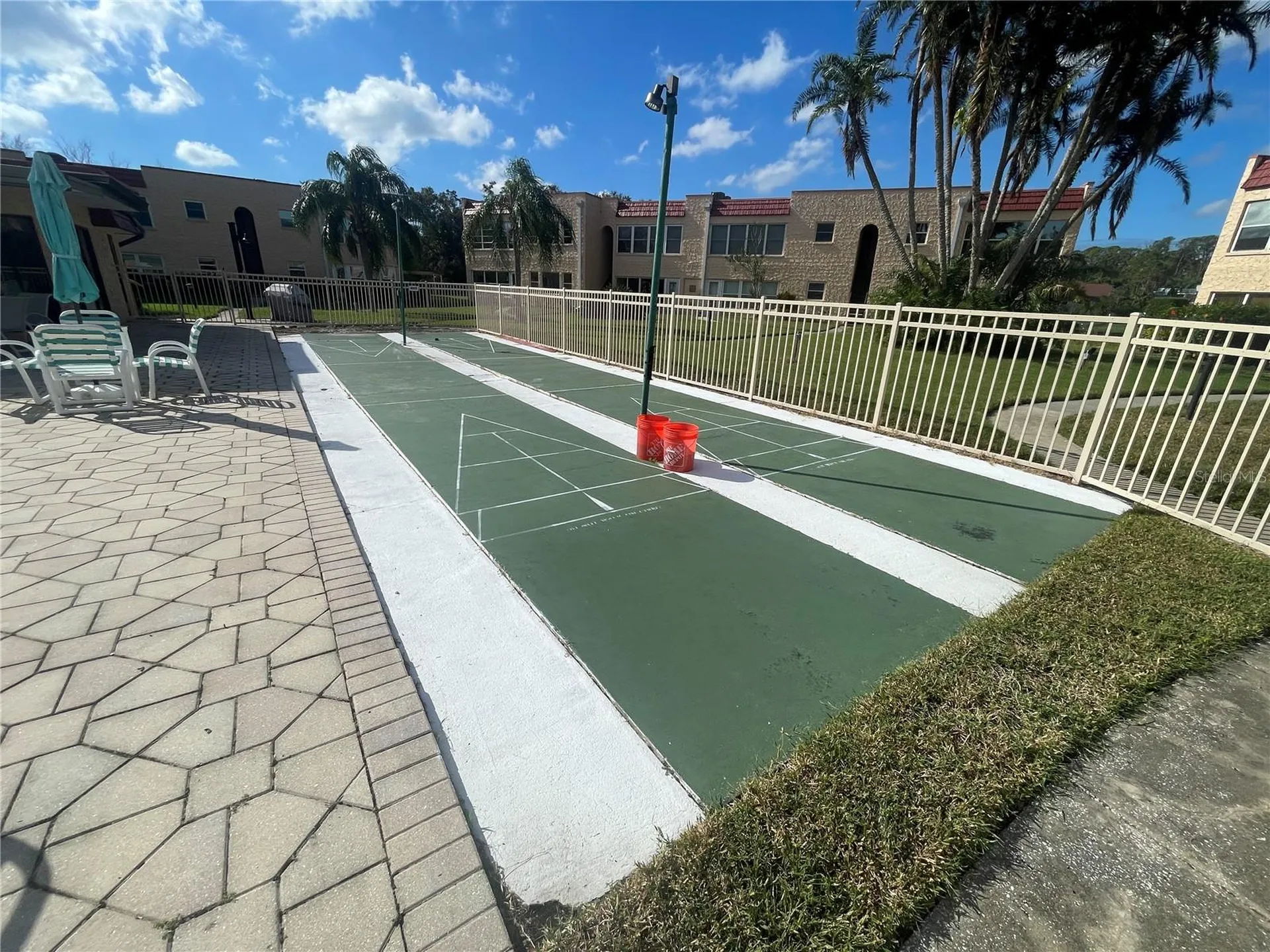 124 Dogwood Circle Seminole FL 33777