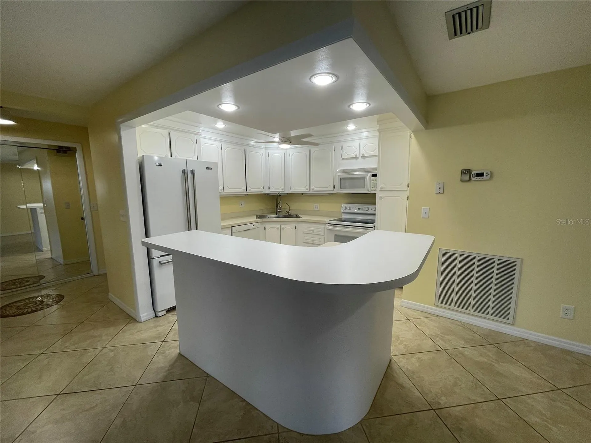 124 Dogwood Circle Seminole FL 33777