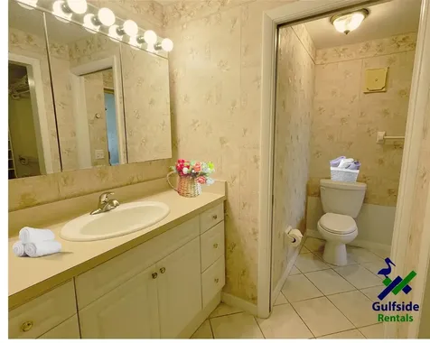 124 Dogwood Circle Seminole FL 33777
