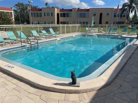 124 Dogwood Circle Seminole FL 33777