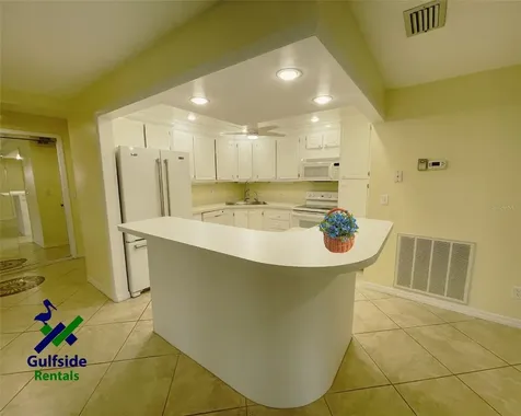 124 Dogwood Circle Seminole FL 33777