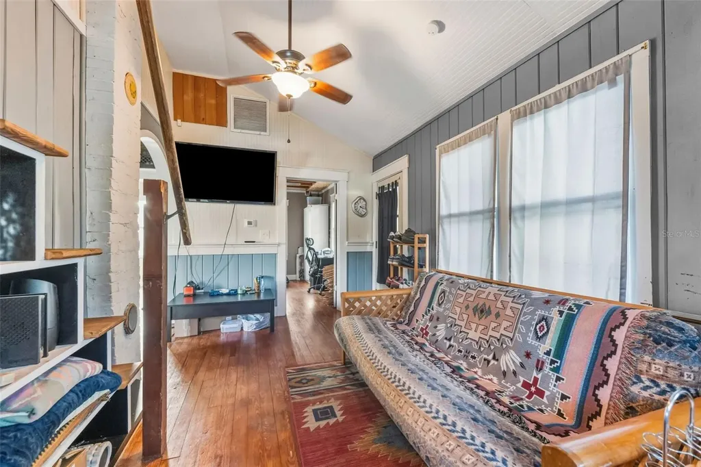 5401 21st Avenue S Gulfport FL 33707