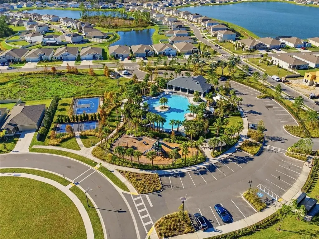 1211 Tahitian Sunrise Drive Plant City FL 33565