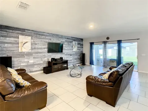 2742 Parkfield Road St Cloud FL 34772