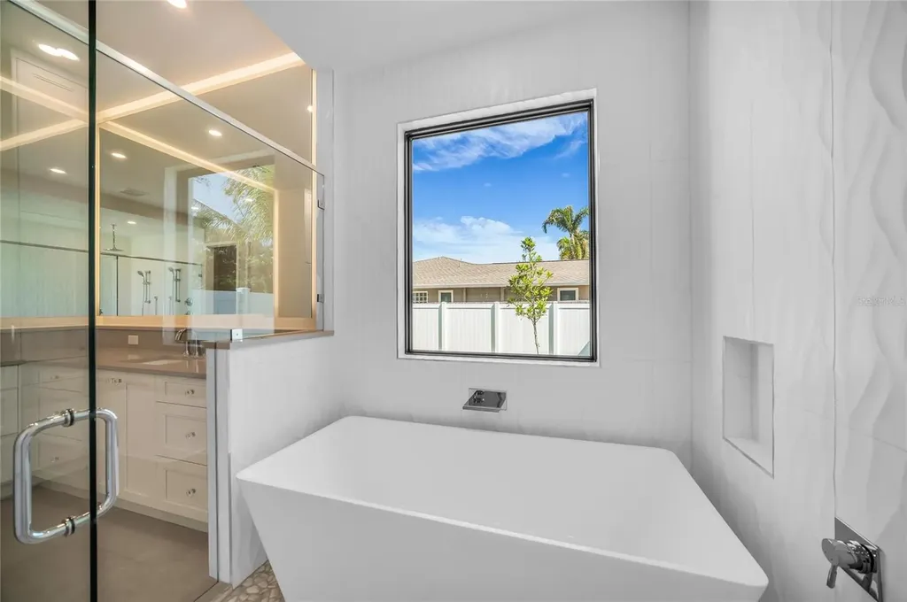 1516 S Orange Avenue Sarasota FL 34239