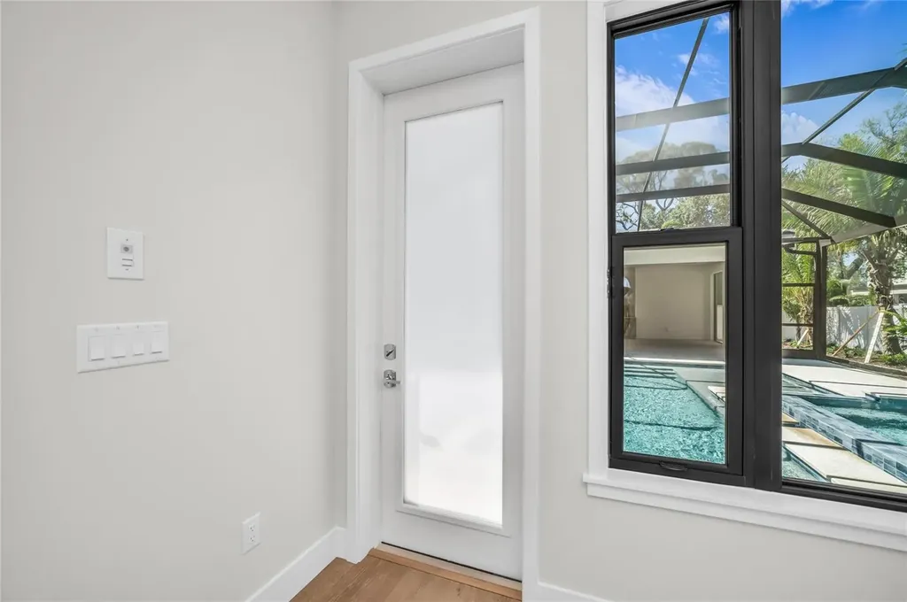 1516 S Orange Avenue Sarasota FL 34239