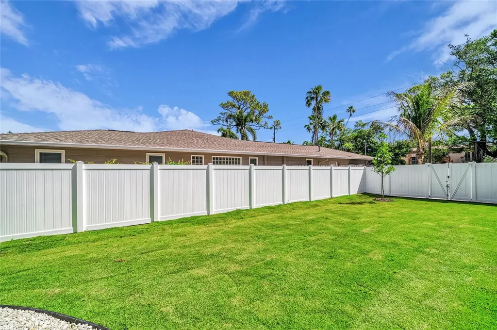 1516 S Orange Avenue Sarasota FL 34239