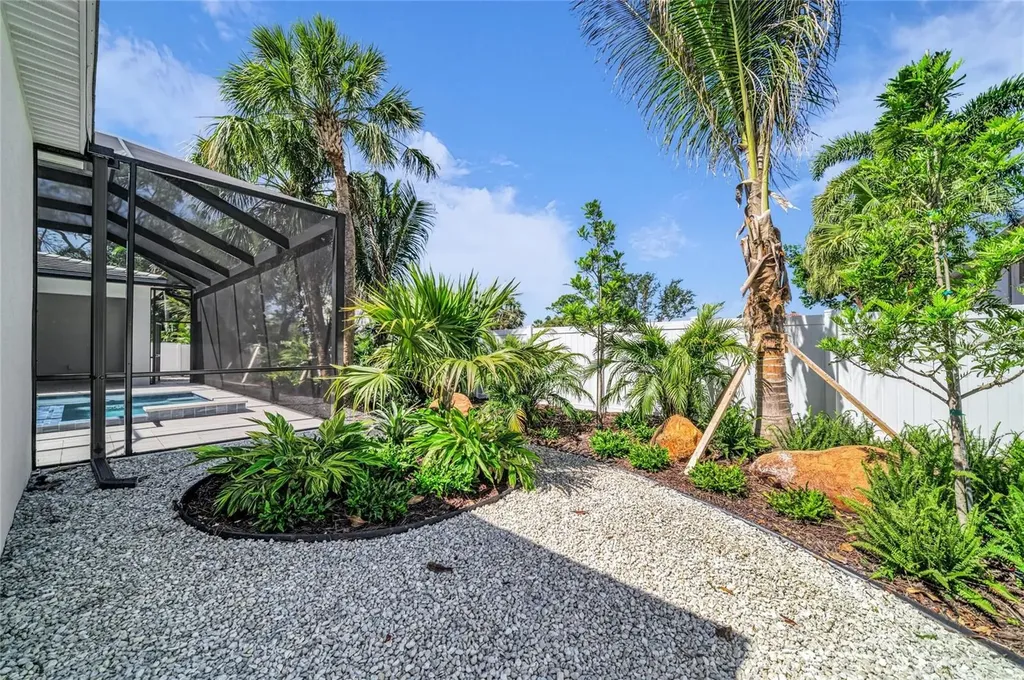 1516 S Orange Avenue Sarasota FL 34239