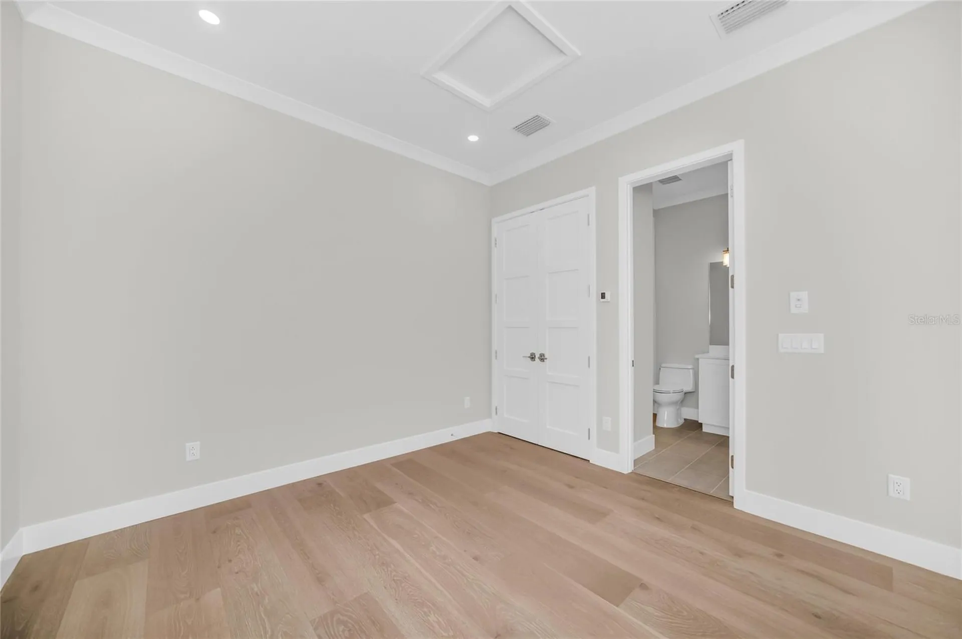 1516 S Orange Avenue Sarasota FL 34239
