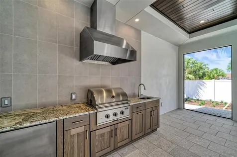 1516 S Orange Avenue Sarasota FL 34239