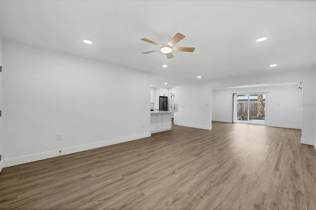 2711 Kilgore Place Sarasota FL 34235