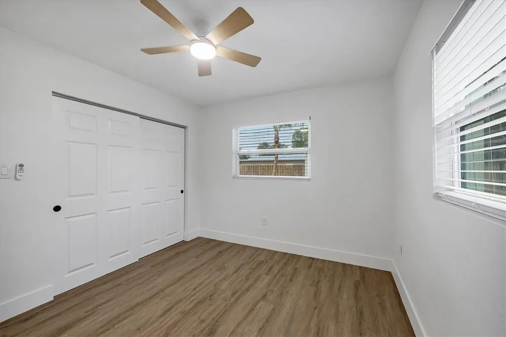 2711 Kilgore Place Sarasota FL 34235
