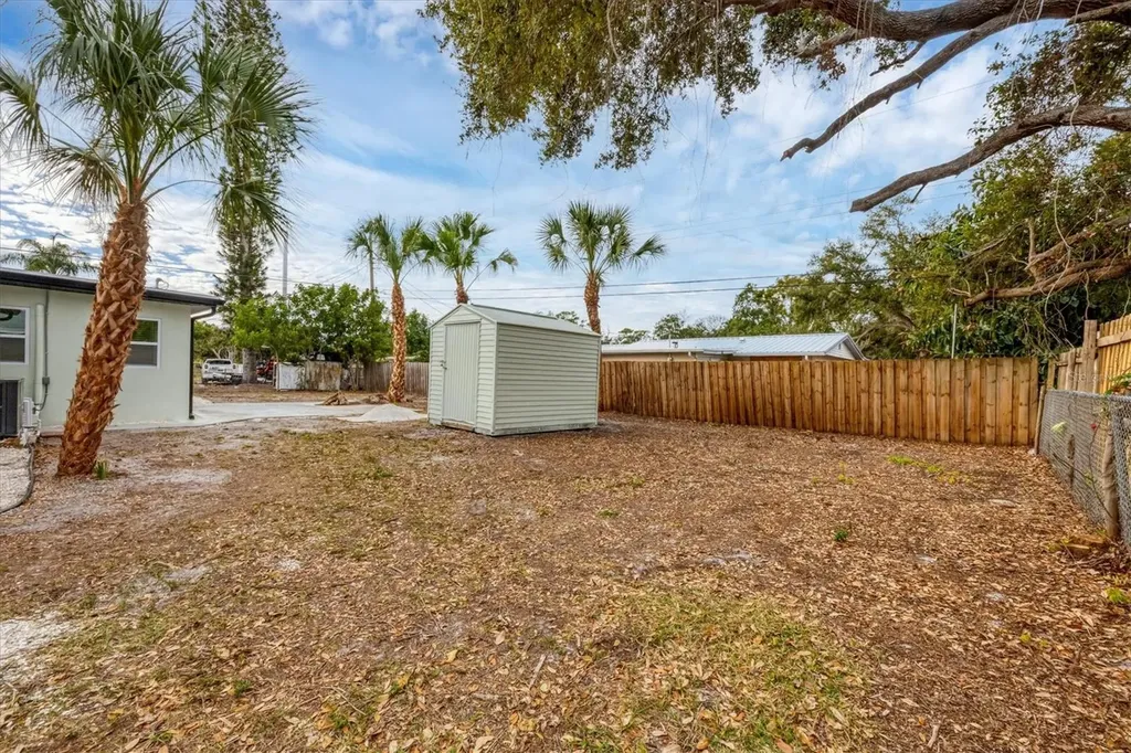 2711 Kilgore Place Sarasota FL 34235