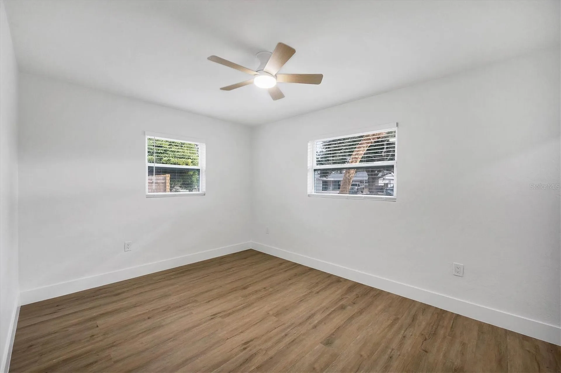 2711 Kilgore Place Sarasota FL 34235