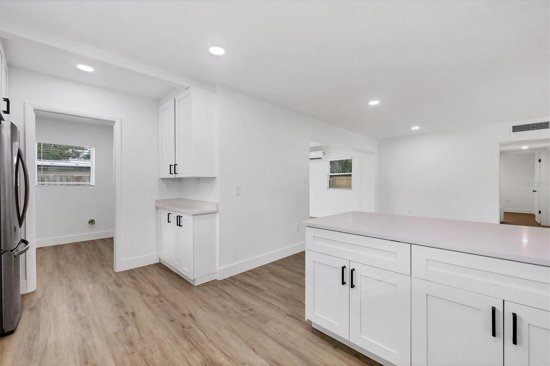 2711 Kilgore Place Sarasota FL 34235