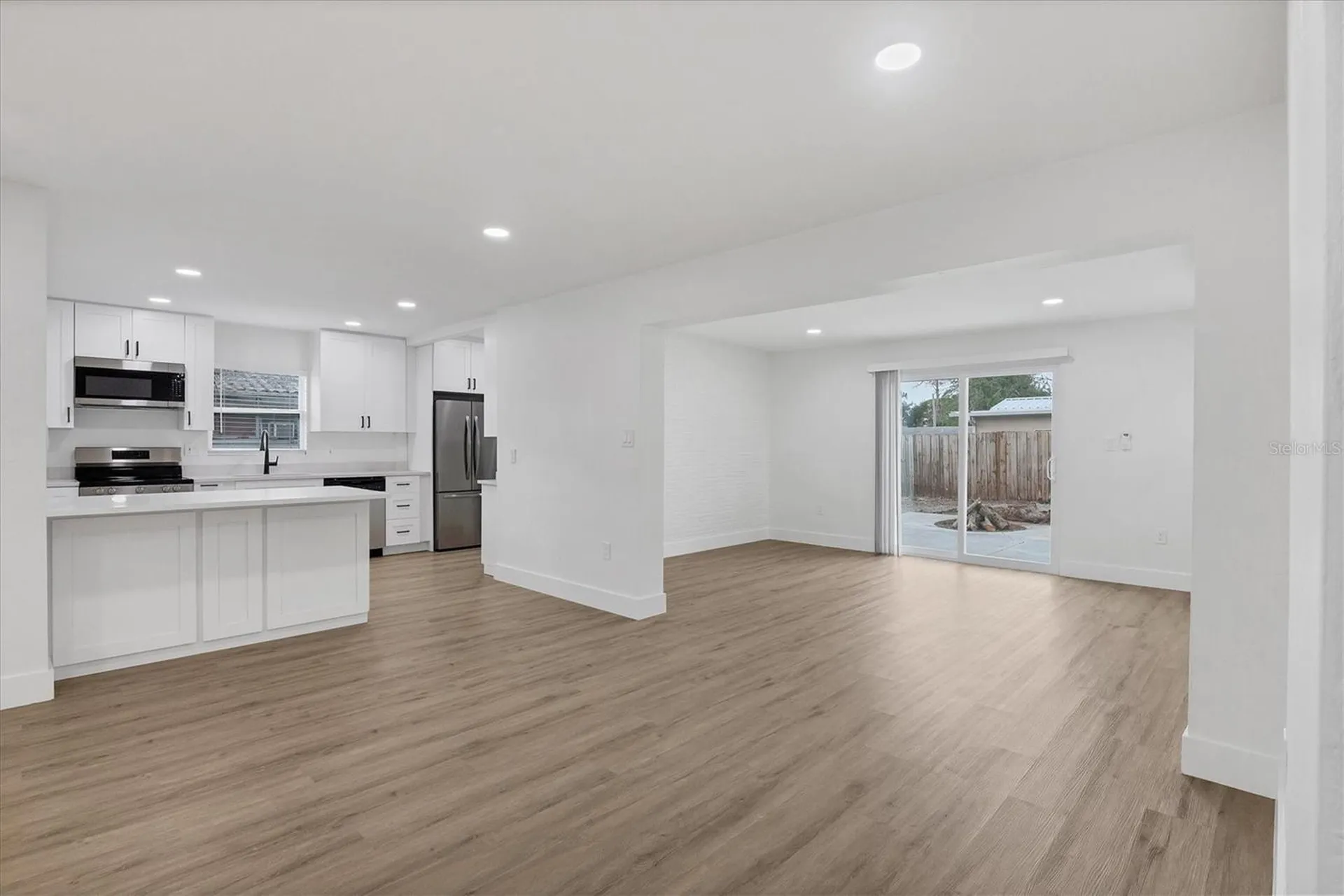 2711 Kilgore Place Sarasota FL 34235