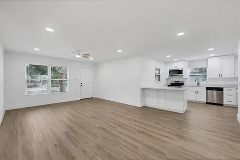 2711 Kilgore Place Sarasota FL 34235
