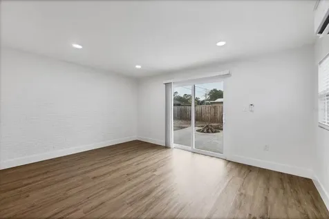 2711 Kilgore Place Sarasota FL 34235