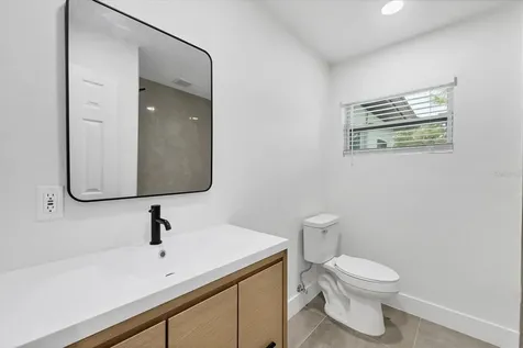 2711 Kilgore Place Sarasota FL 34235