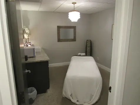 595 W Granada Boulevard Ormond Beach FL 32174