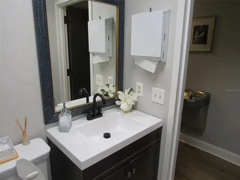 595 W Granada Boulevard Ormond Beach FL 32174