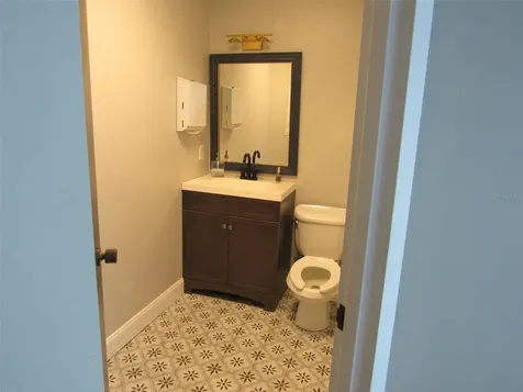 595 W Granada Boulevard Ormond Beach FL 32174