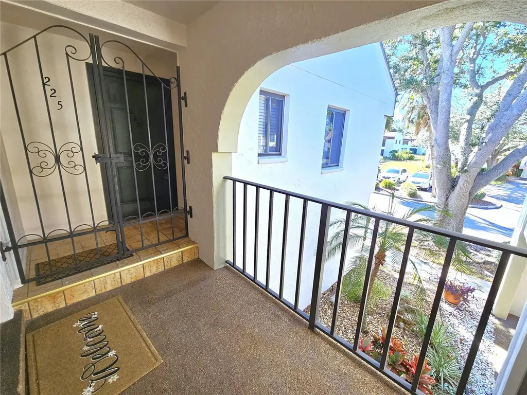 812 Capri Isles Boulevard Venice FL 34292