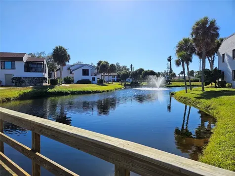812 Capri Isles Boulevard Venice FL 34292