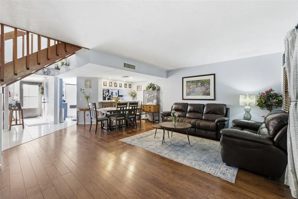 405 Woods Landing Trail Oldsmar FL 34677