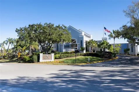 405 Woods Landing Trail Oldsmar FL 34677
