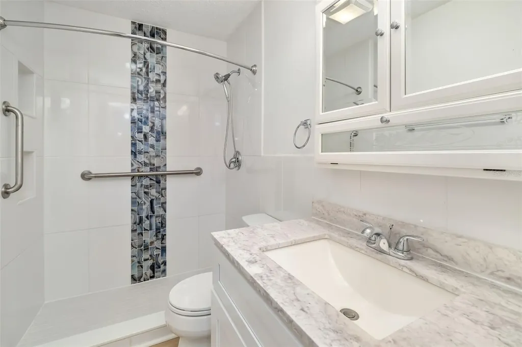 203 47th Avenue Drive W Bradenton FL 34207