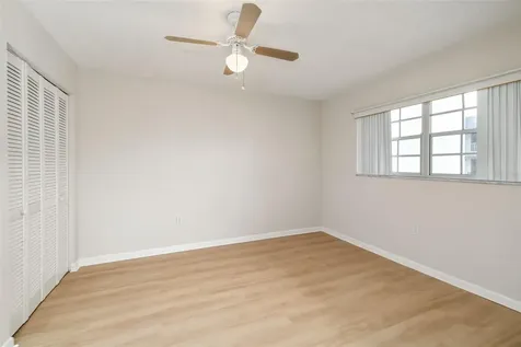 203 47th Avenue Drive W Bradenton FL 34207
