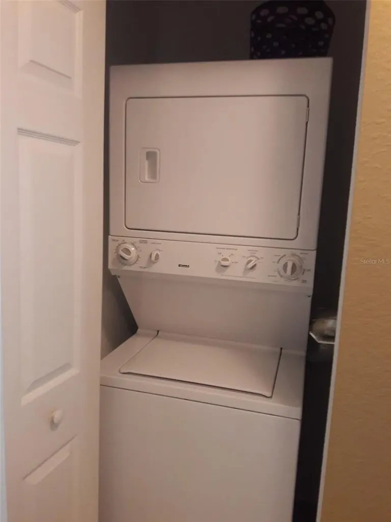 1064 N Tamiami Trail Sarasota FL 34236