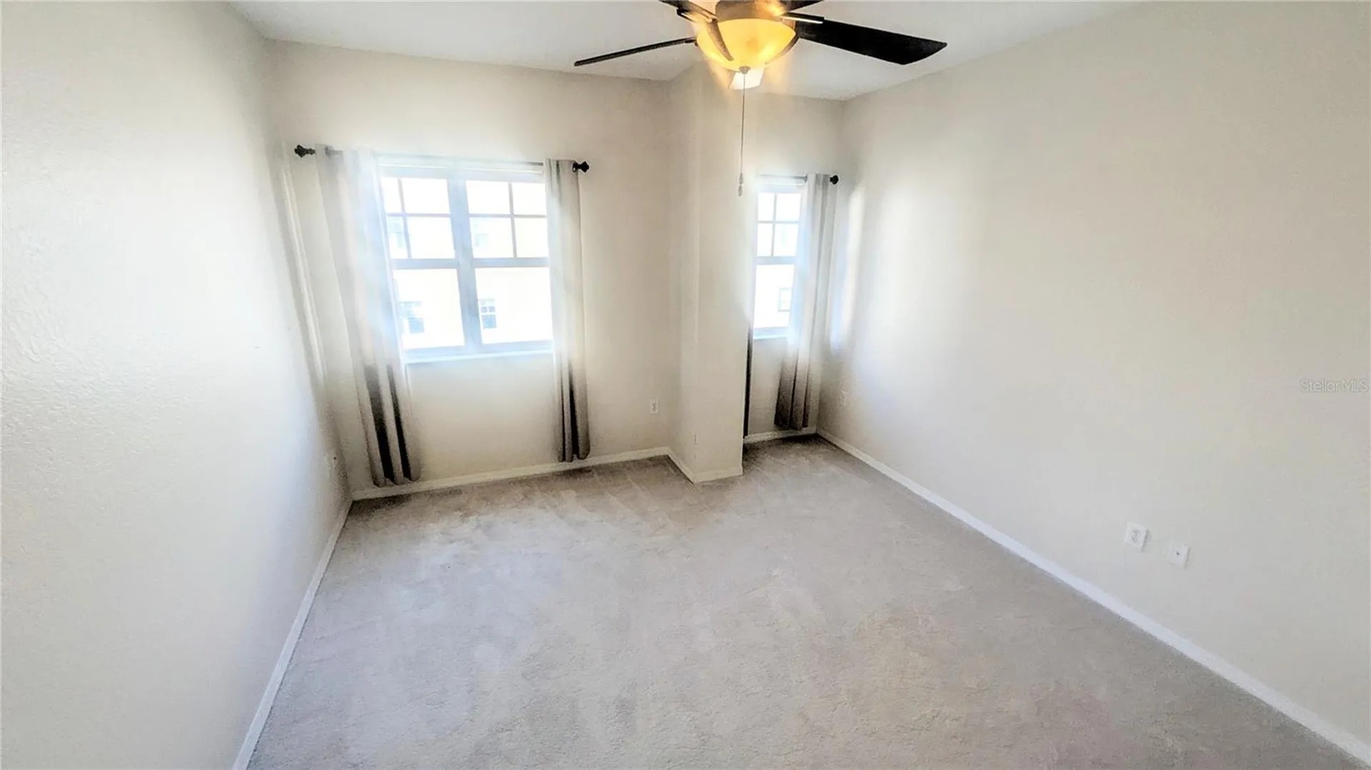1064 N Tamiami Trail Sarasota FL 34236