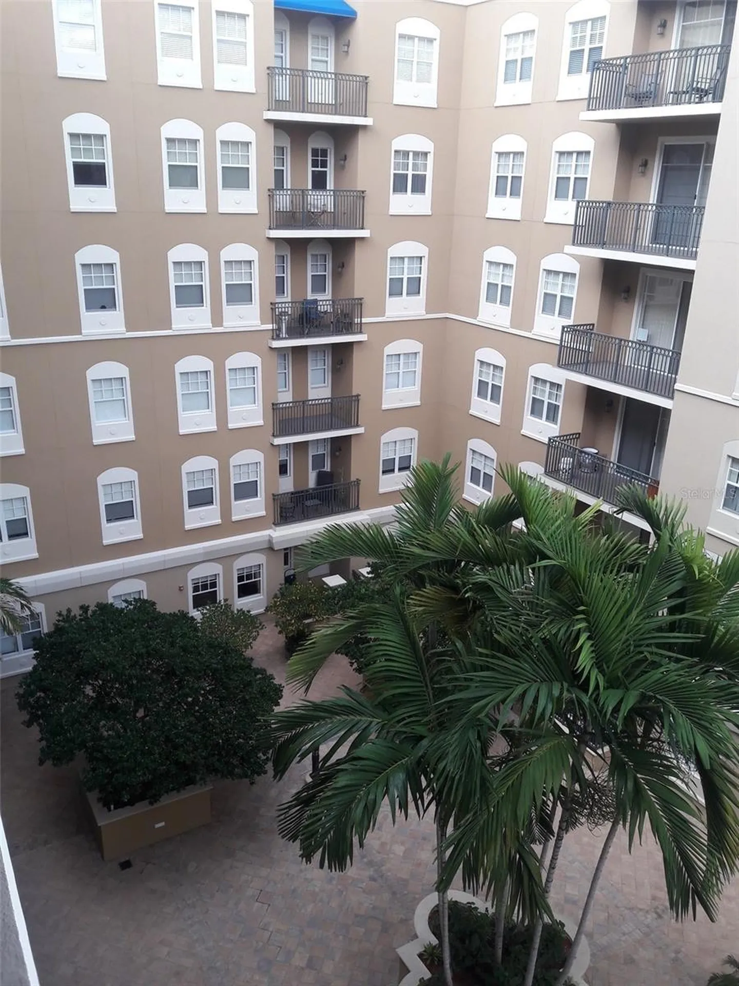1064 N Tamiami Trail Sarasota FL 34236