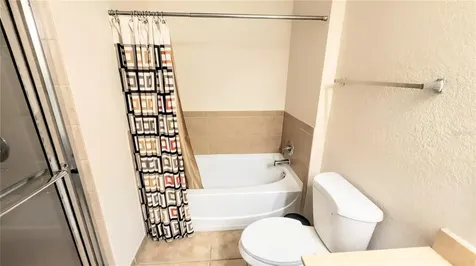 1064 N Tamiami Trail Sarasota FL 34236