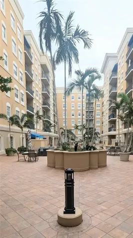 1064 N Tamiami Trail Sarasota FL 34236