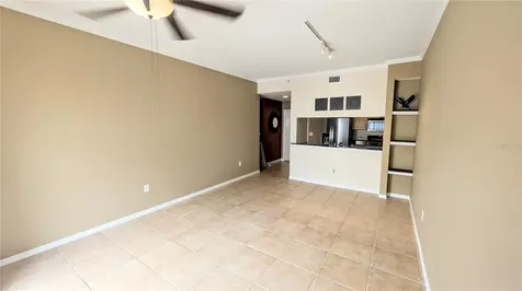 1064 N Tamiami Trail Sarasota FL 34236