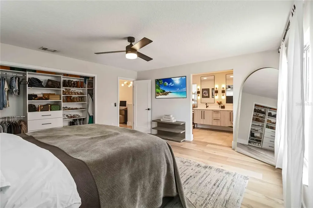 8124 Laurel Tree Drive Orlando FL 32819