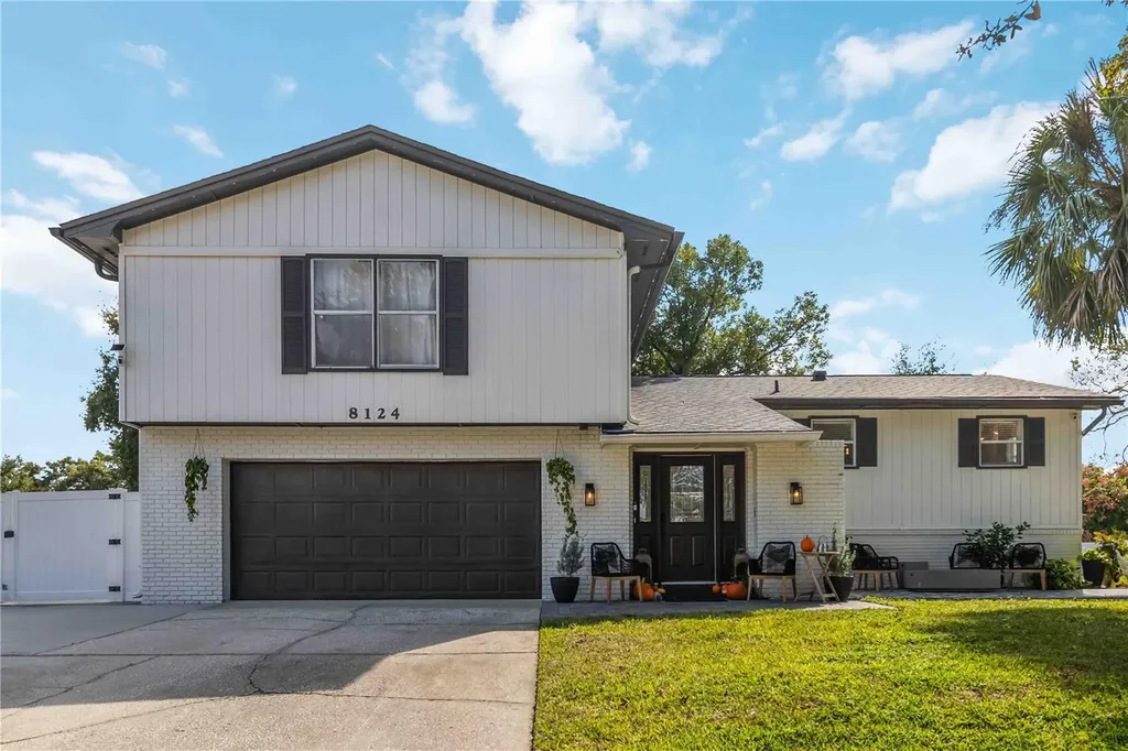 8124 Laurel Tree Drive Orlando FL 32819
